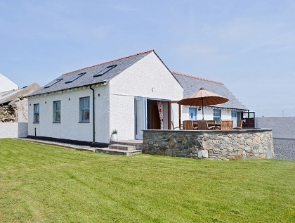 Trearddur Bay Beach Cottages Beach Holiday Cottages In Trearddur Bay