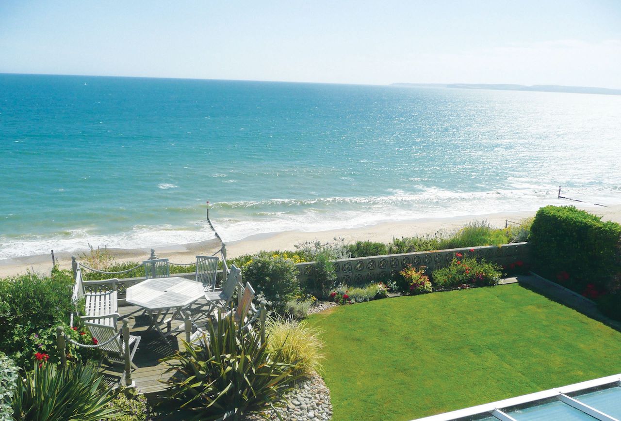 Discover Dorset Cottages on the Beach