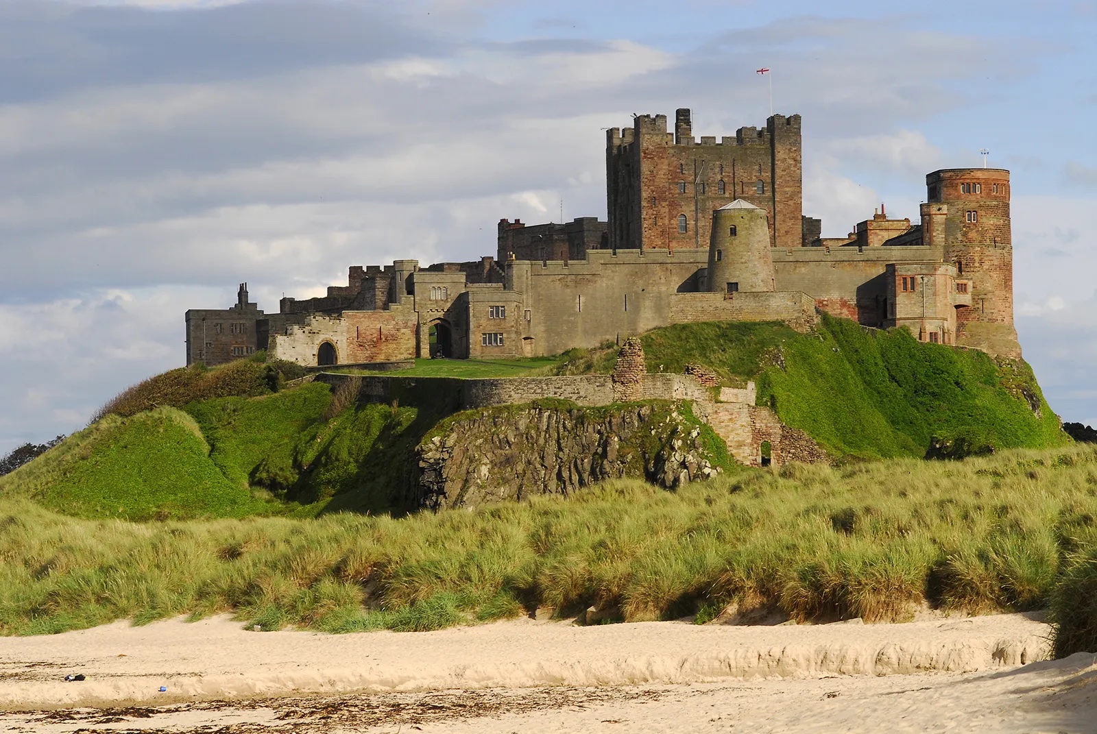 Castles in Northumberland with Sea Views