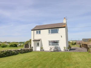 Rhoscolyn budget family friendly cottage