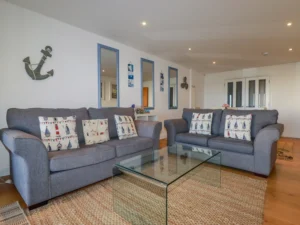 Newquay pet friendly apartment sleeps 4