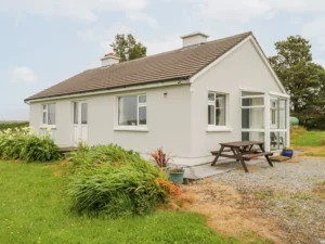 Inishnee Island family friendly cottage