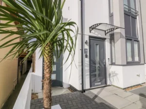 Newquay luxury townhouse sleeps 6