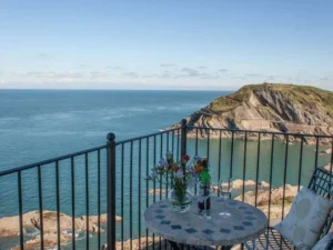 Ilfracombe family friendly seaside apartment