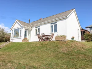 Bigbury on Sea budget pet friendly cottage