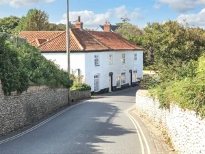 Mundesley dog friendly seaside cottage