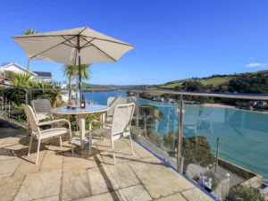 Salcombe sea view holiday home