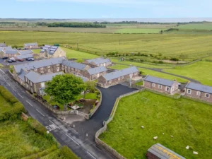 Embleton cottage with hot tub sleeps 8