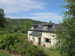 Highlands hot tub cottage sleeps 6