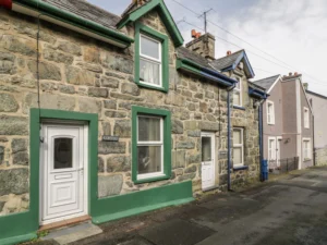 Harlech cottage two well behaved dogs welcome