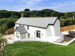 Porthtowan luxury hot tub cottage sleeps 7