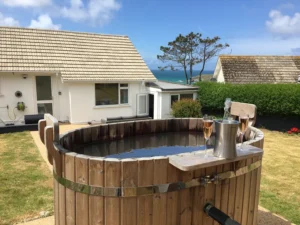 Porth pet friendly hot tub cottage