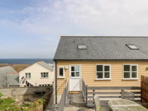 Sennen Cove pet friendly sleeps 6