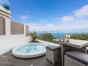 Carbis Bay hot tub cottage sea views