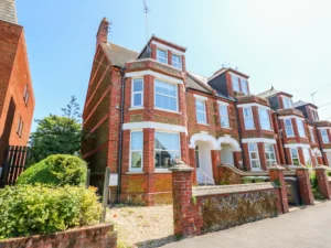 Hunstanton cheap self catering apartment