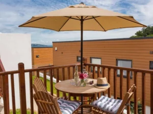 Brixham beachside apartment for couples