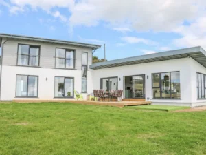 County Wexford beachfront house sleeps 8