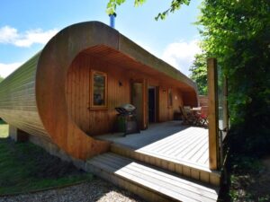 Westward Ho unique chalet with private hot tub