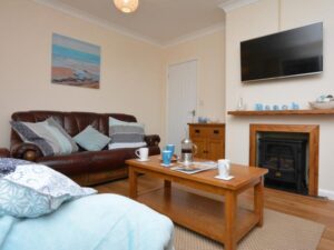 Filey pet friendly bungalow sleeps 6