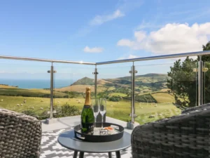 Combe Martin pet friendly cottage sleeps 10