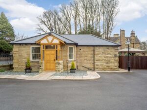 Northumberland lodge with hot tub