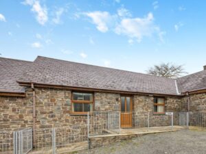 Aberystwyth lodge with private hot tub