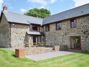 Bideford barn conversion sleeps 10