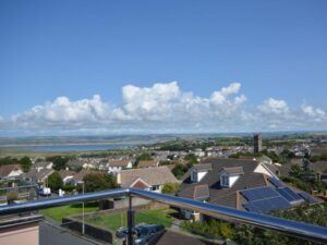 Northam dog friendly beachside sleeps 8