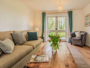 Rousdon self catering coastal cottage