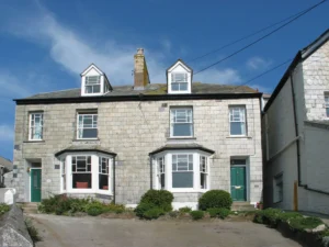 Cornwall 4 bed self catering cottage sleeps 7