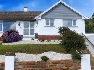 Ilfracombe detached bungalow sleeps 4