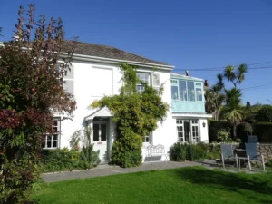 Padstow large family friendly cottage