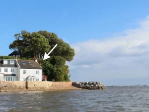 Exmouth pet friendly coastal cottage