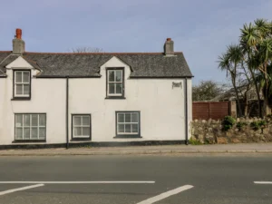 St Ives dog friendly coastal cottage