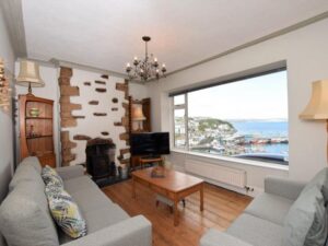 Brixham pet friendly cottage sea views