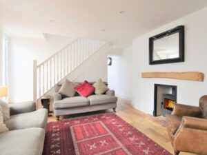 Kent pet friendly beachside cottage