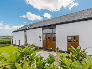 North Devon barn conversion with hot tub