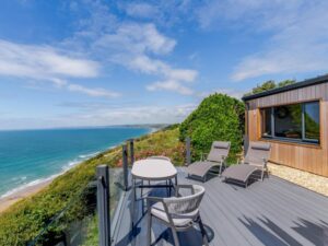 Whitsand Bay luxury hot tub chalet