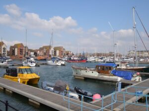 Eastbourne two bed apartment with sea views