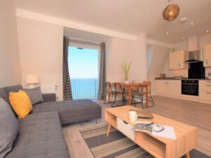 Ilfracombe penthouse apartment sleeps 4