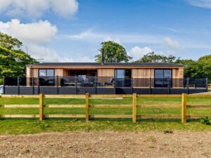 St Andrews hot tub lodge sleeps four