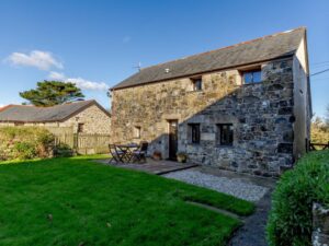 Coverack 2 bed pet friendly holiday cottage