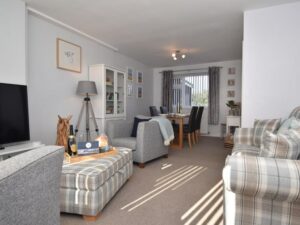 Seahouses seaside cottage sleeps 4