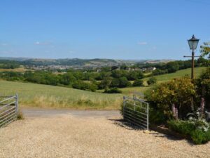 Bridport pet friendly holiday cottage