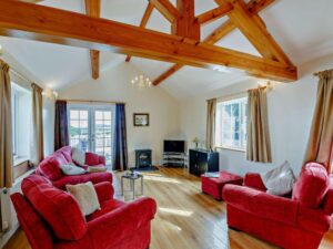 North Wales pet friendly barn with hot tub