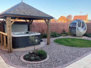 Norfolk luxury pet friendly hot tub lodge