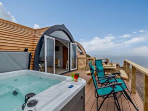 Luxury dog friendly hot tub lodge