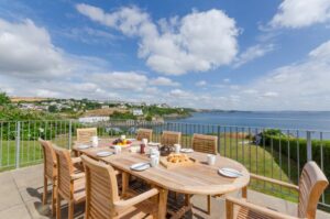 Five star house with sea views sleeps 10