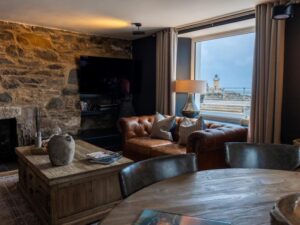 Harbourside dog friendly cottage