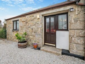 Portreath self catering pet friendly cottage